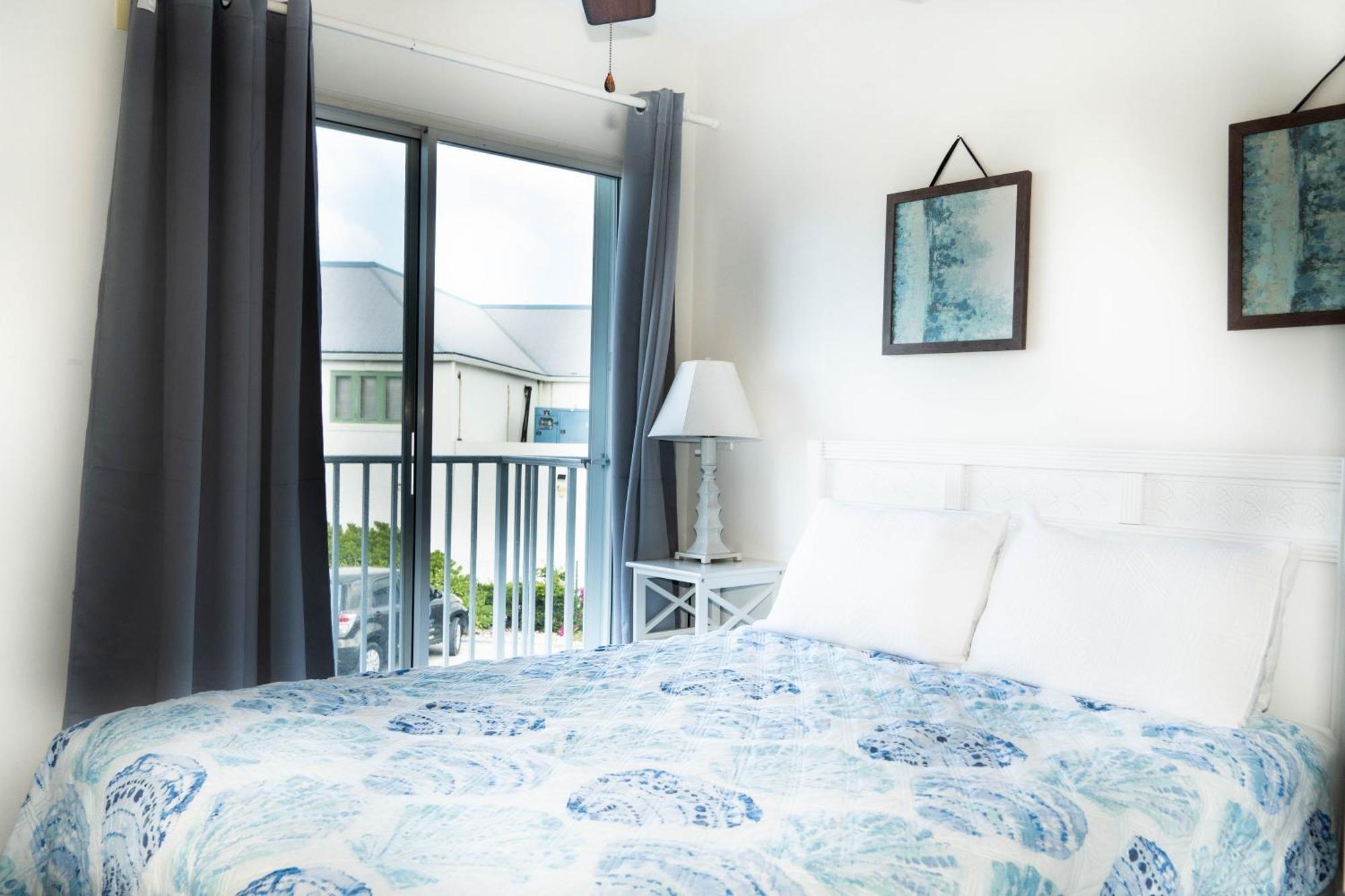 Island Club Turks & Grace Bay Place 외부 사진